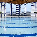 Orea Pyramida 4* براغ