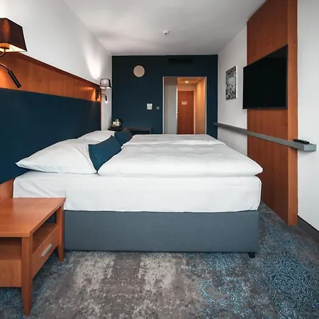 Szálloda Orea Pyramida 4*