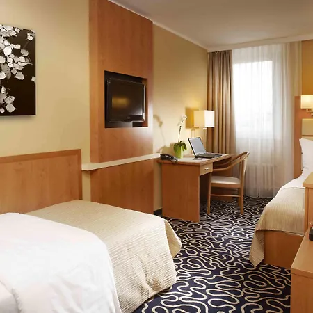 فندق Orea Pyramida 4*