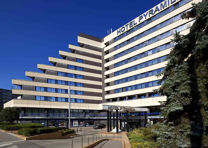 Orea Pyramida Szálloda 4*