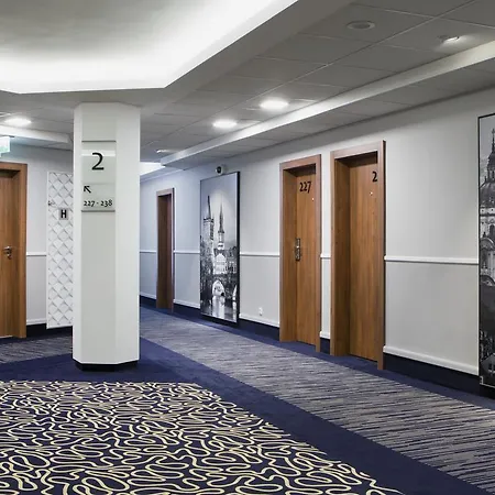 Orea Pyramida 4* Prag