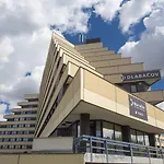 Hotell Orea Pyramida Prag